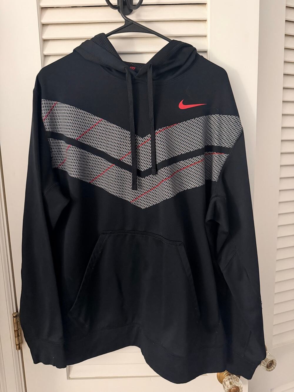 Nike Therma-FIT black hoodie XL